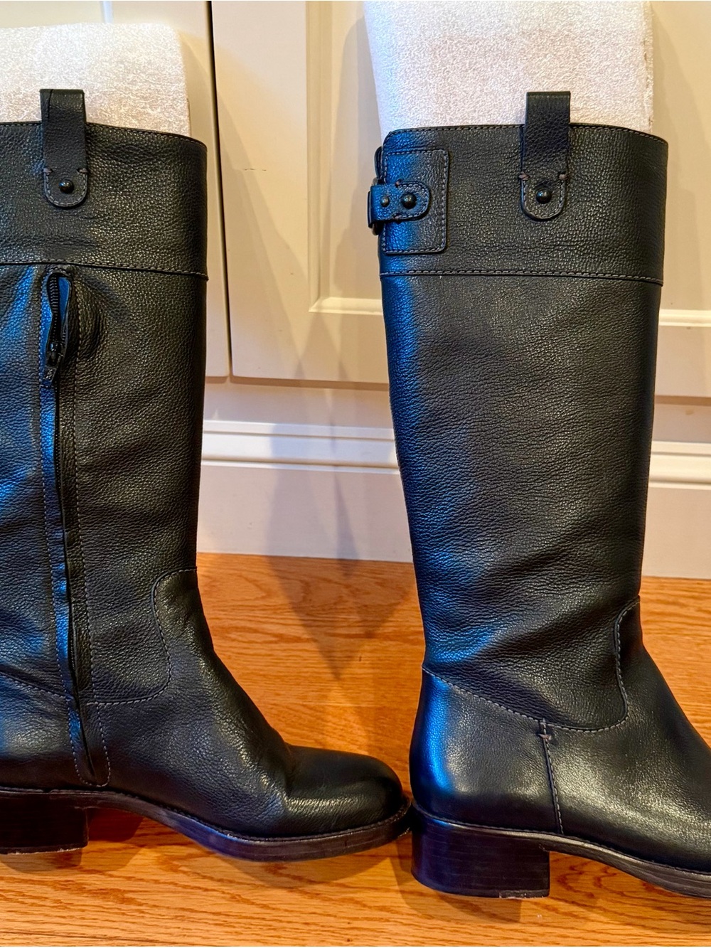 BANANA REPUBLIC Womens Black Pebbled Leather Side Zip Knee High Boot Sz 6